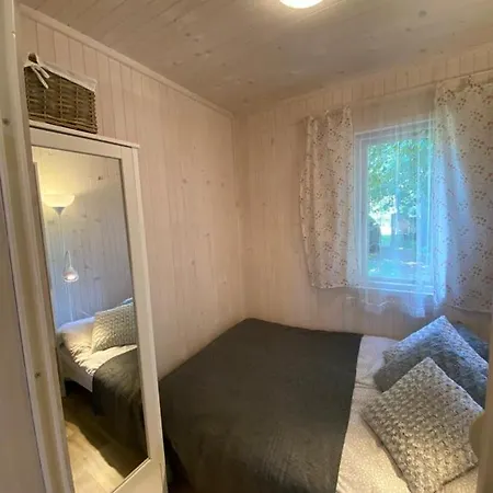 Дом отдыха Nad Jeziorem W Gorzewie Гостынин