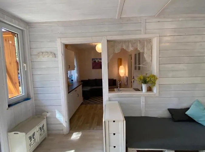 Nad Jeziorem W Gorzewie Holiday home *